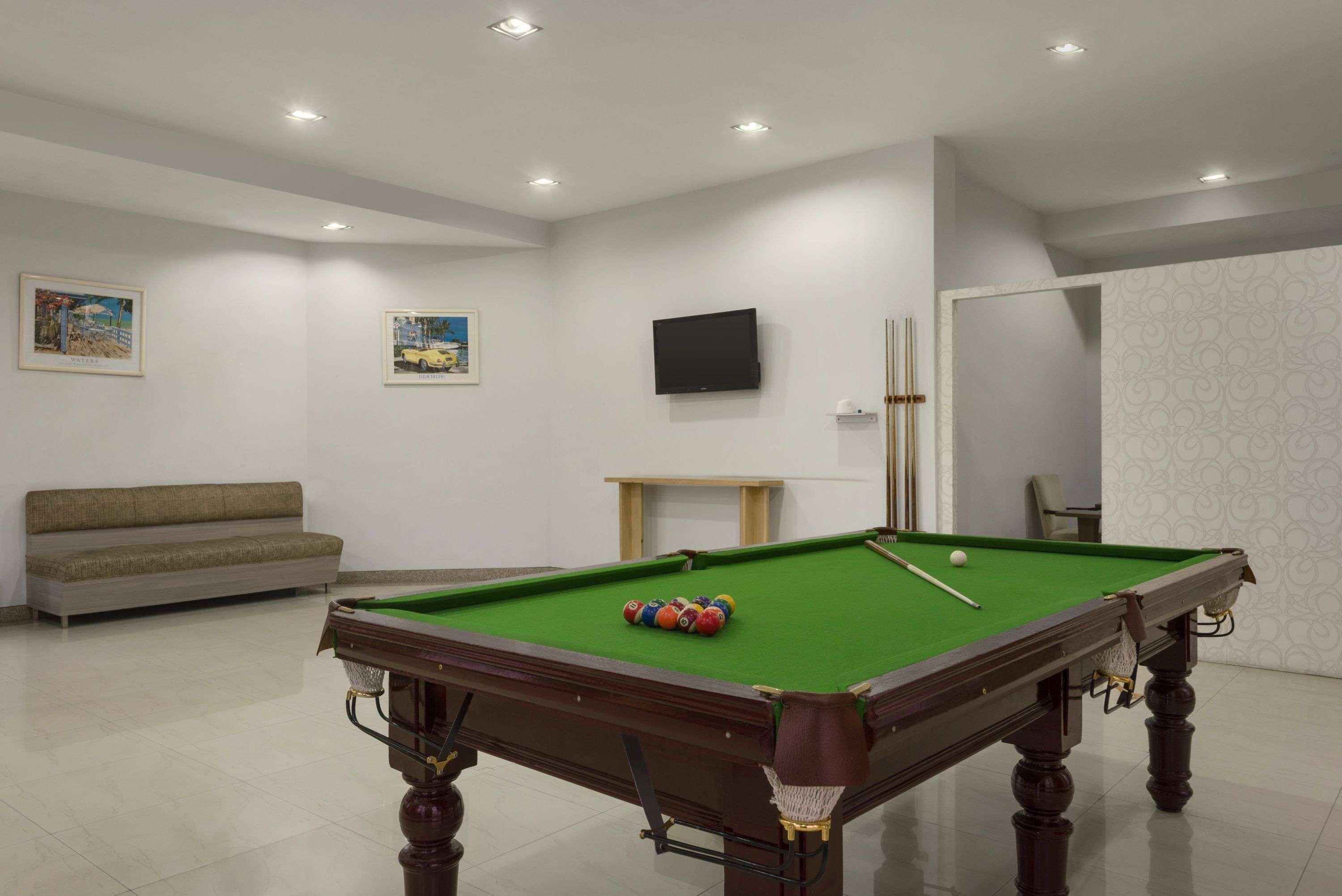 Days Hotel By Wyndham ניימרנה מראה חיצוני תמונה