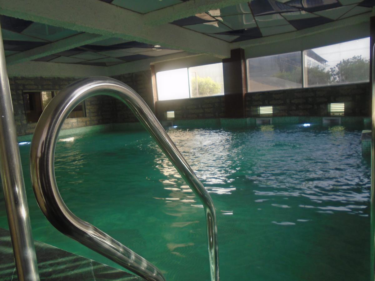 Days Hotel By Wyndham ניימרנה מראה חיצוני תמונה