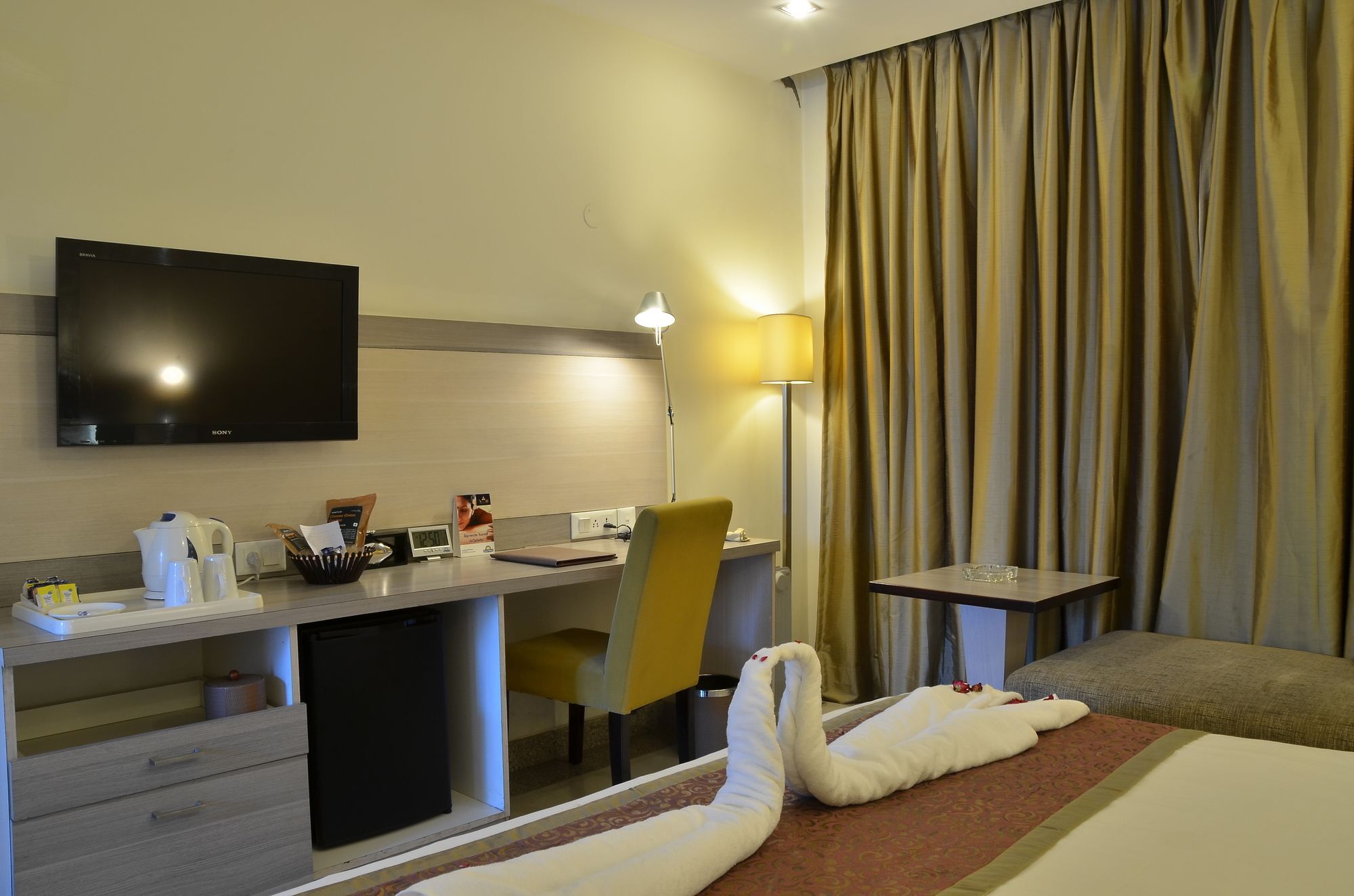Days Hotel By Wyndham ניימרנה מראה חיצוני תמונה