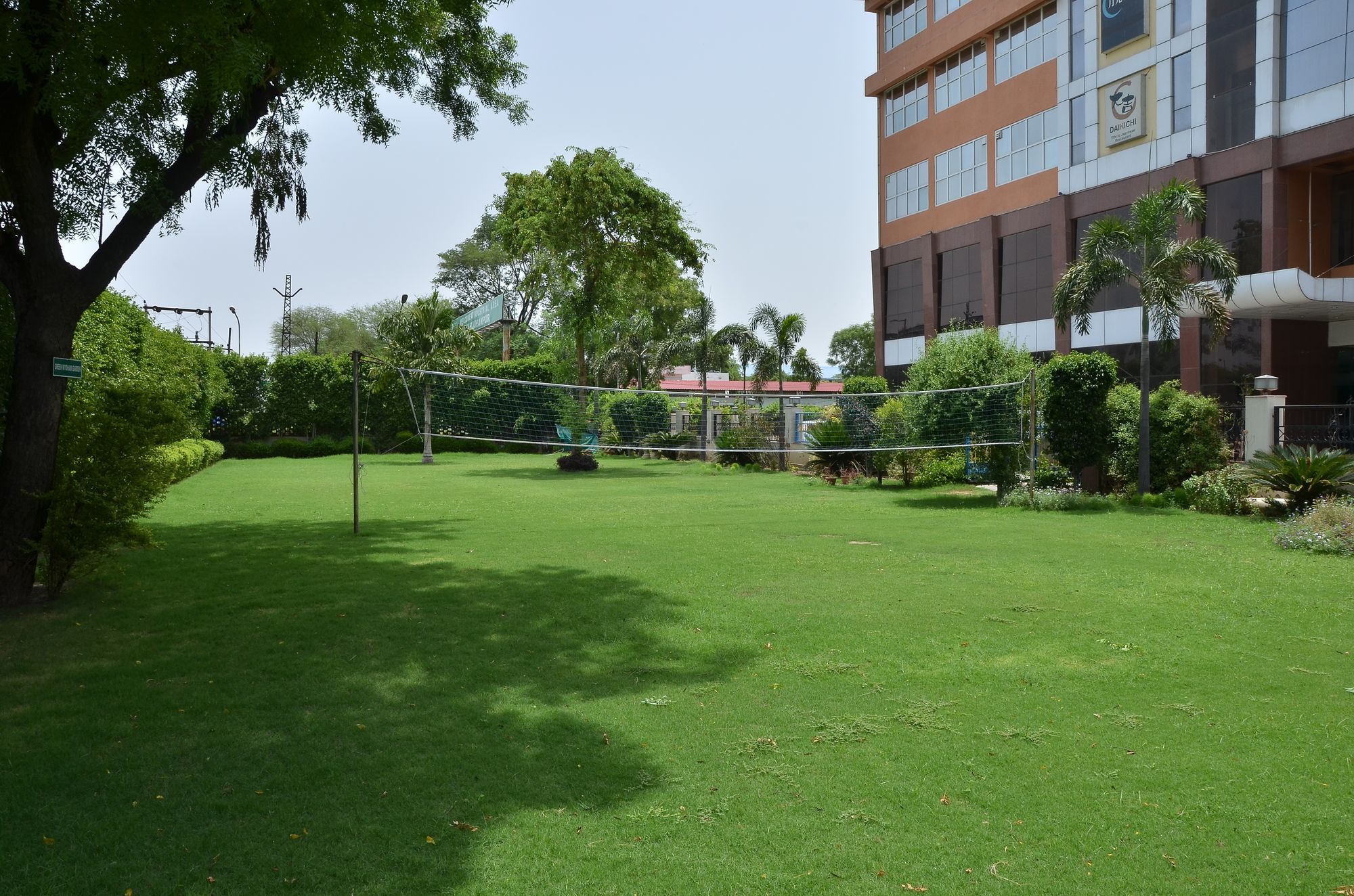 Days Hotel By Wyndham ניימרנה מראה חיצוני תמונה
