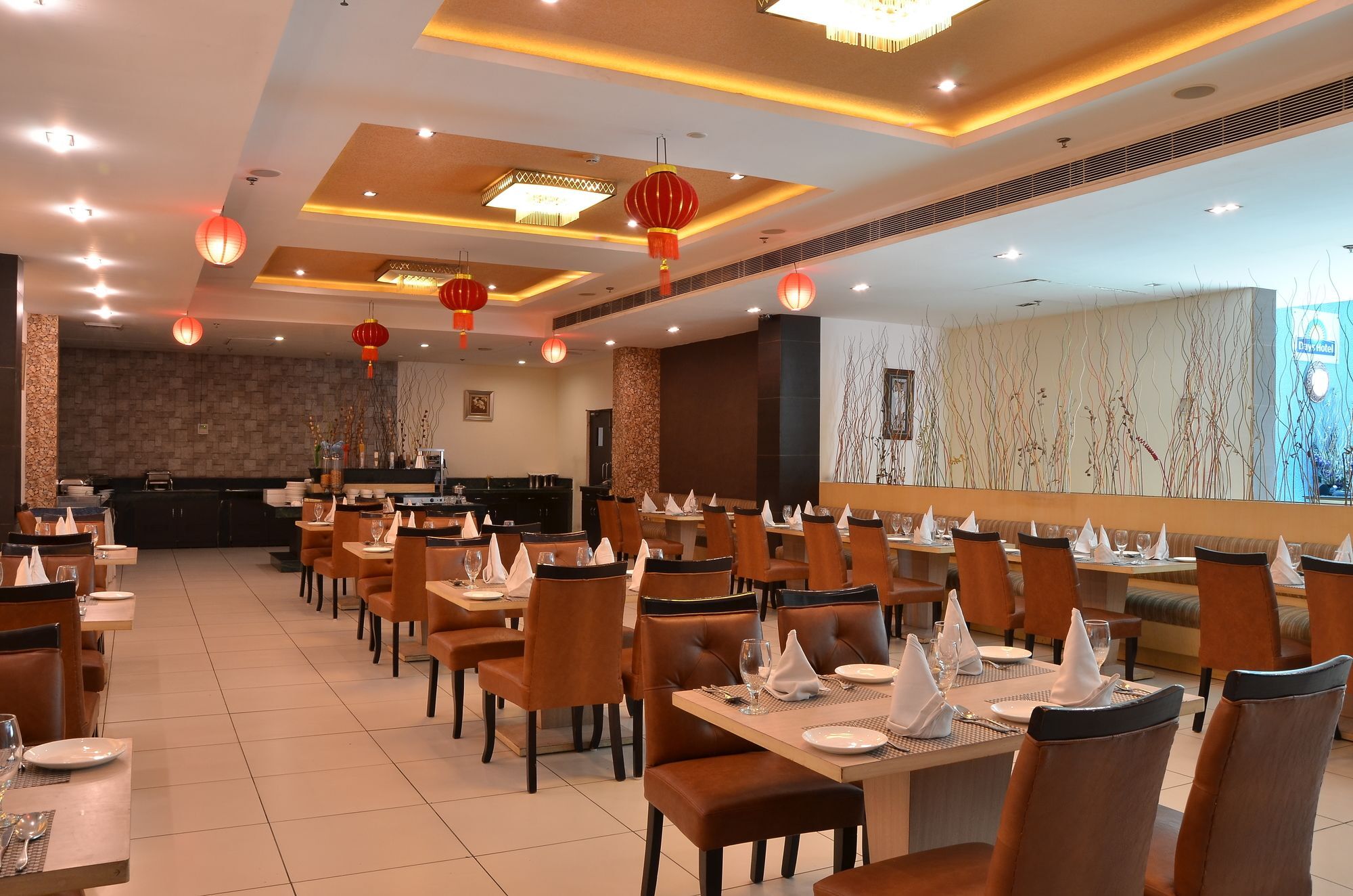 Days Hotel By Wyndham ניימרנה מראה חיצוני תמונה